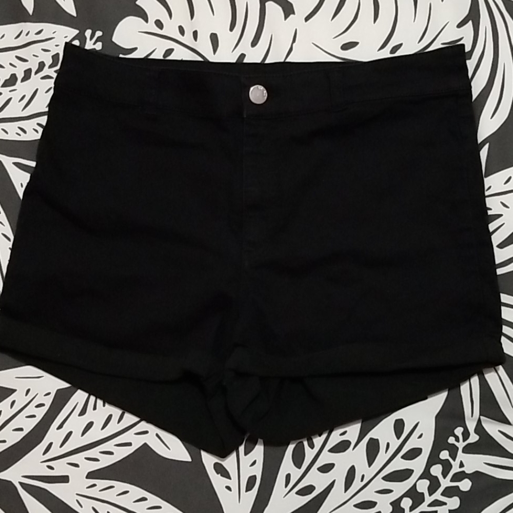 H&M shorts